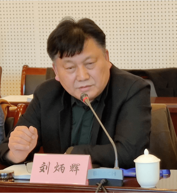 刘炳辉做会议总结最后,河北省医疗建筑学会理事长刘炳辉为会议做