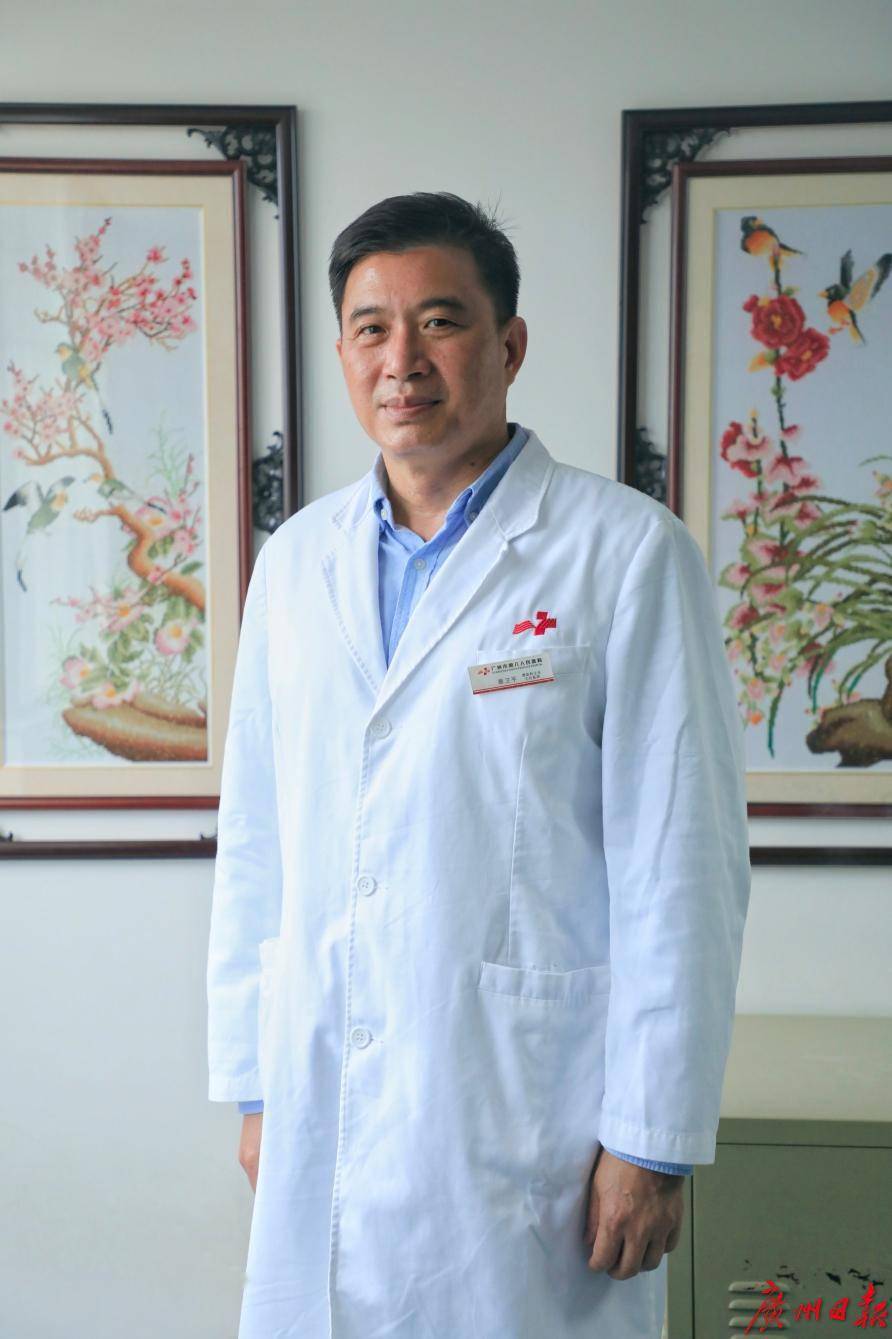 代表日志|蔡卫平:女性托起了医疗行业的大半边天