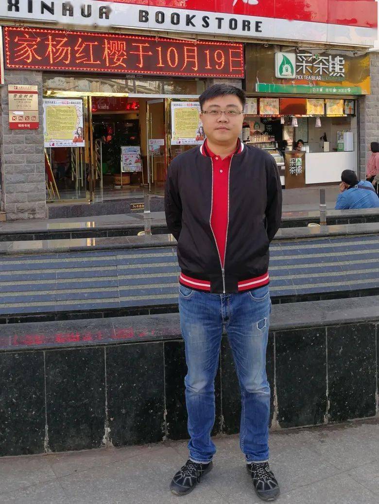 她出版时间:2020年4月庞婕蕾/著《梦想集结号·和妈妈一起长大》