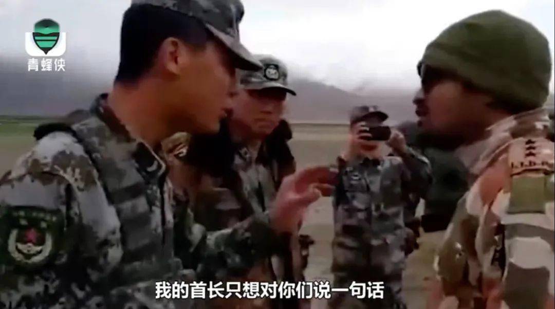 用英语怒怼印度士兵的他 是一名大三学生 吕天仓