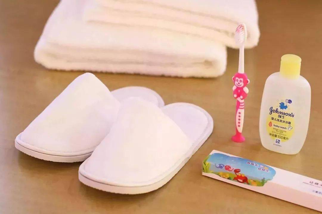 租吸氧机怎么收费¥699起睡云端凯悦酒店，打卡上海最美图书馆&网红剧院！_https://www.jmylbn.com_新闻资讯_第23张