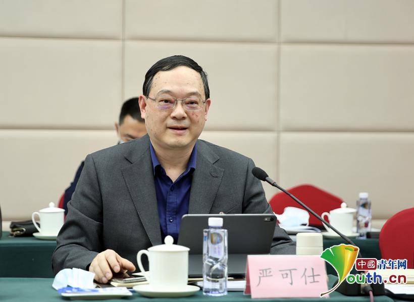 全国政协委员严可仕建议常用手机app开展无障碍化改造