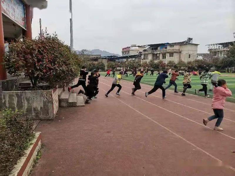 岑巩各镇人口_岑巩四中图片