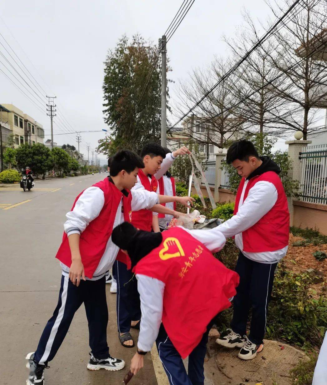 归湖怀慈中学团委金石中学团委凤凰中学团委凤塘中学团委古巷中学团委