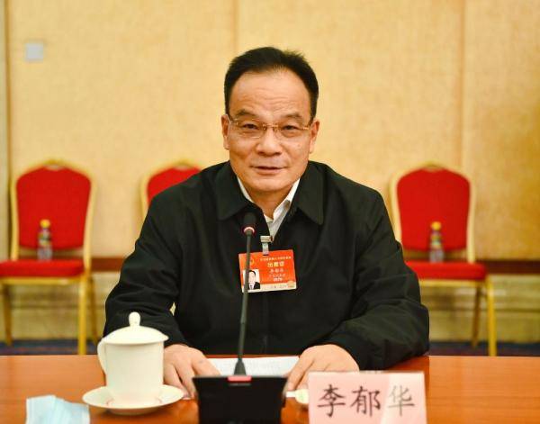 全国人大代表李郁华完善法治持续优化营商环境