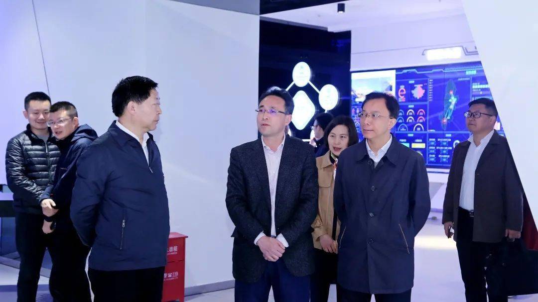 省政府副秘书长办公厅主任陈彦夫到雅安经开区调研