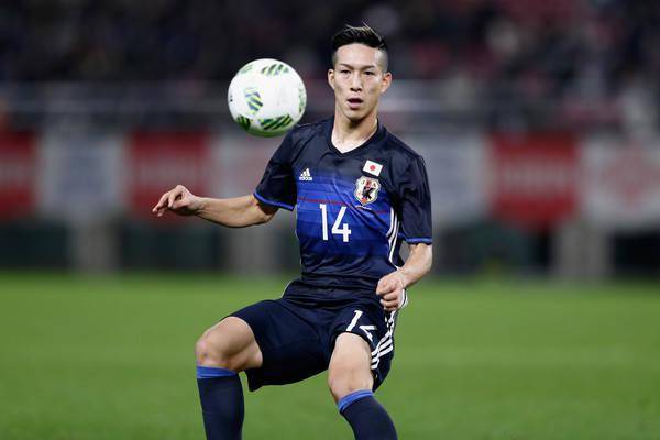 大乌龙 日本国脚听错裁判意思以为要被杀 国足名将也曾闹过笑话 小林佑