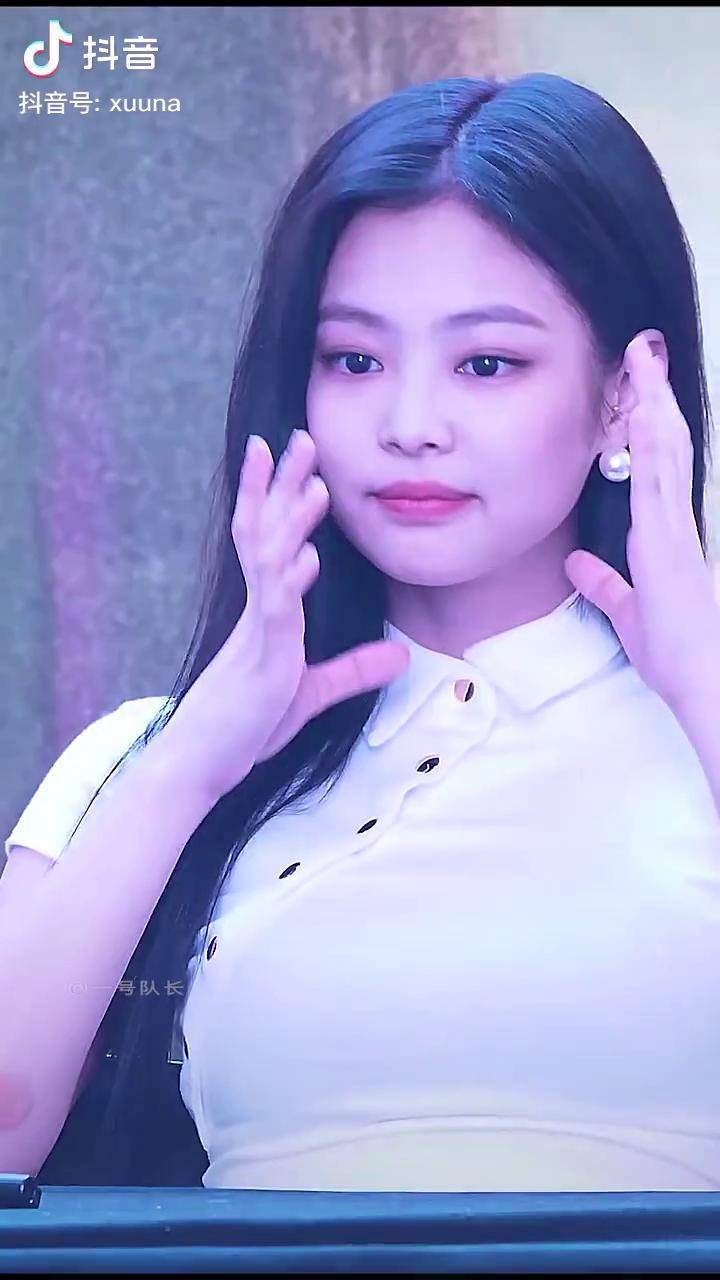 可爱又美丽的高清妮妮子来啦动态壁纸jennie