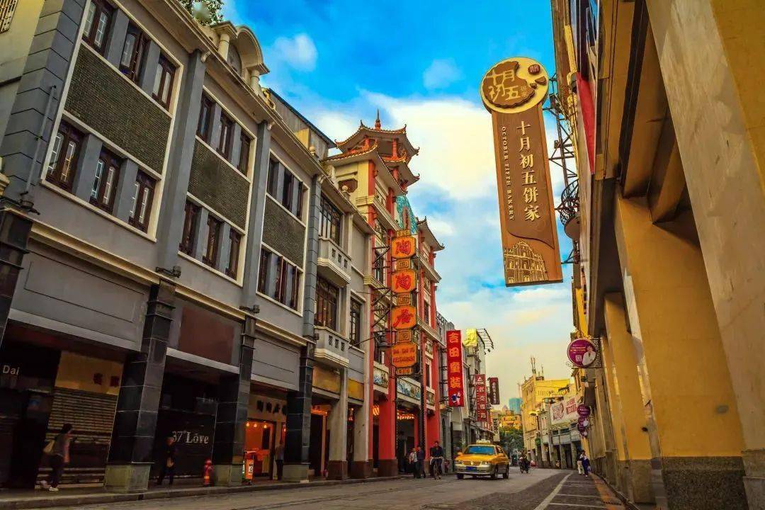 广州兴盛路风情街图片