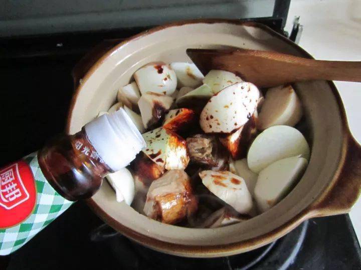 茄子怎么煮省油 f9f4c60569004fe4b5acfcef11040c17.jpeg