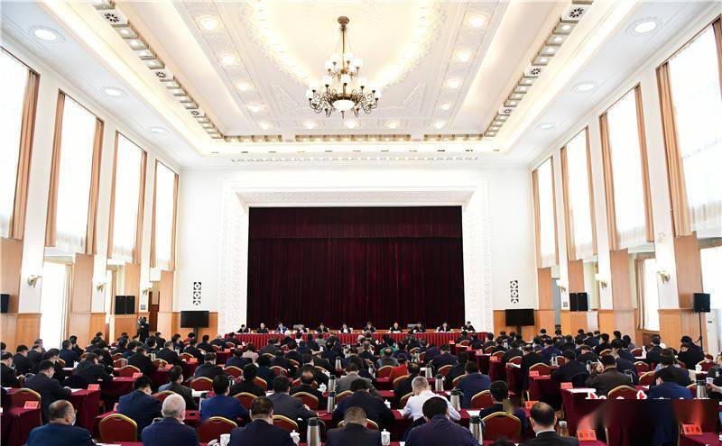 省委常委会召开扩大会议,传达学习习近平总书记重要讲话和全国两会精神,安排部署我省贯彻落实工作