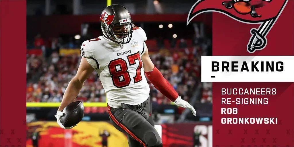 今天,外界广泛认为近端锋罗伯-格隆考斯基会继续留在坦帕湾海盗,球队