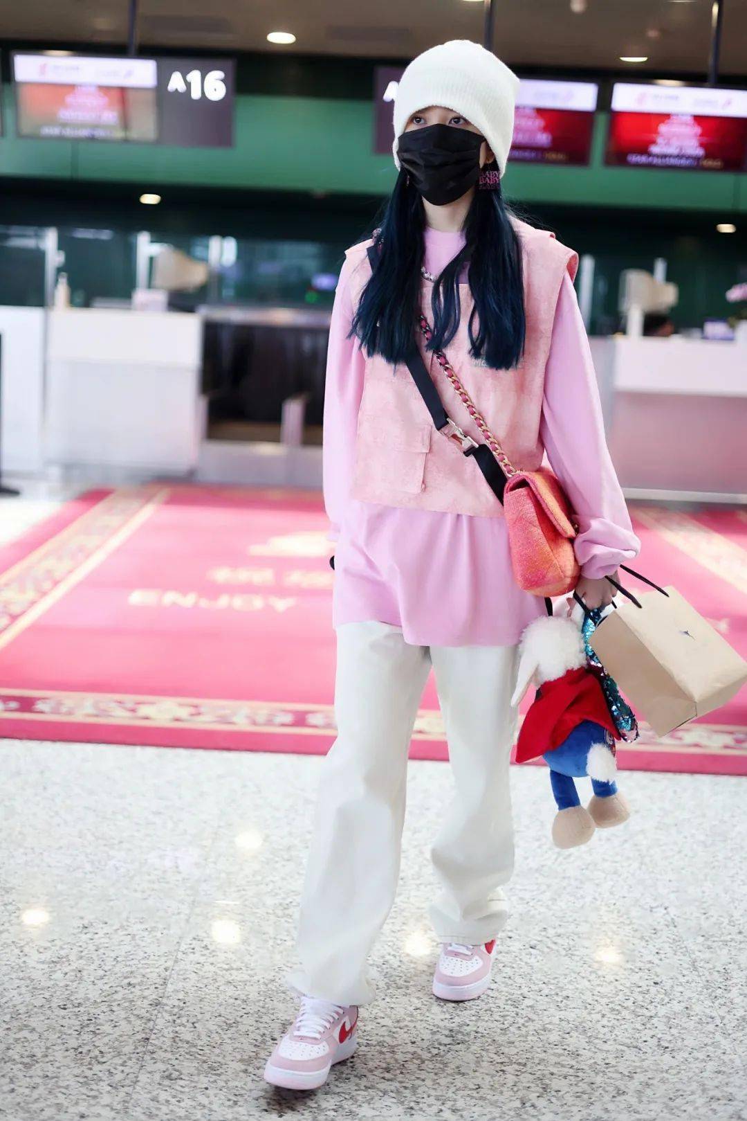 同款直播上衣 39338fd635db4bdeac0626b1ddc65767.jpeg