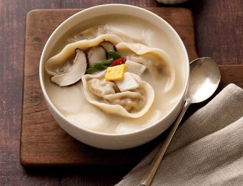 韩国新年必吃美食——年糕汤