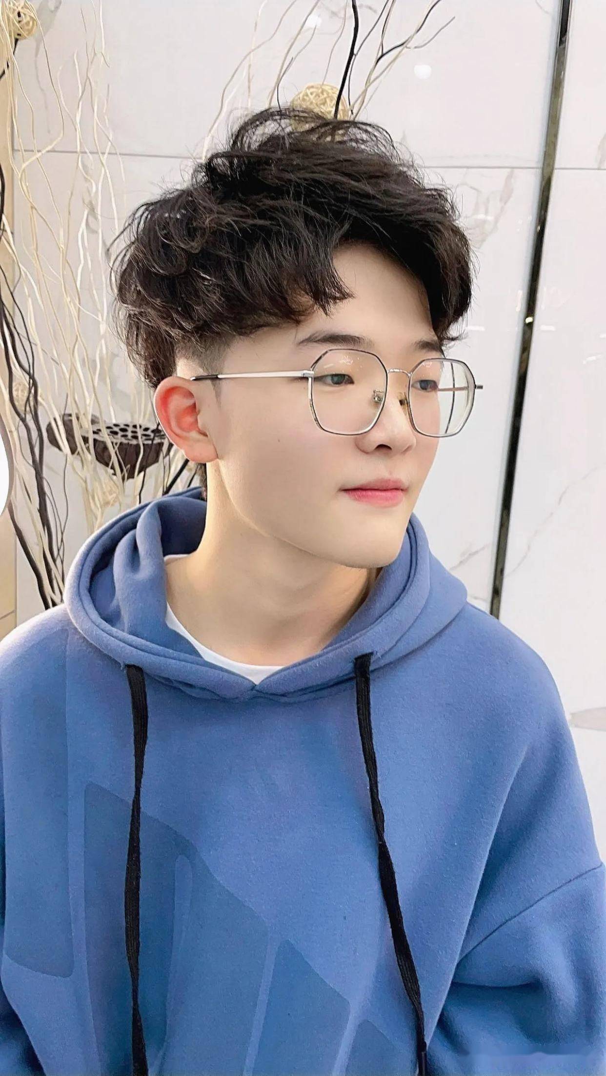 锡纸烫还可以和当下比较流