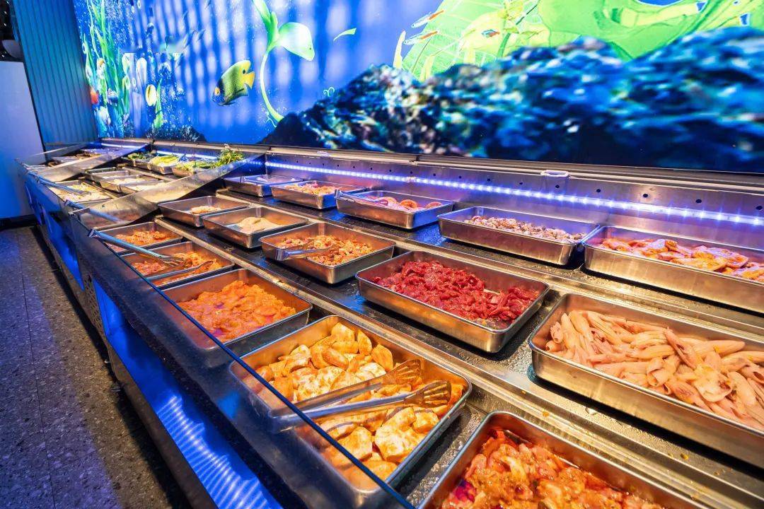 9元/位!烤肉 火锅自助餐,200 款菜品,全场不限量任吃!张口就回本!