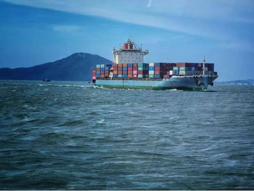 ▼ 三等奖 《万吨巨轮》 孙鹏威▼ 三等奖 《跨海大桥》 杨昌林▼ 二