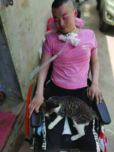 高位截瘫的90后消防员用七年半治愈自己也治愈别人