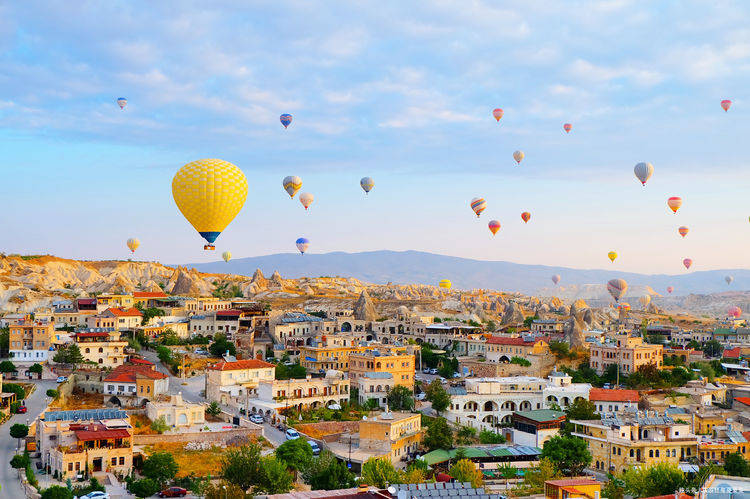卡帕多奇亚，坐热气球和太阳一起升起，才知道土耳其到底有多浪漫