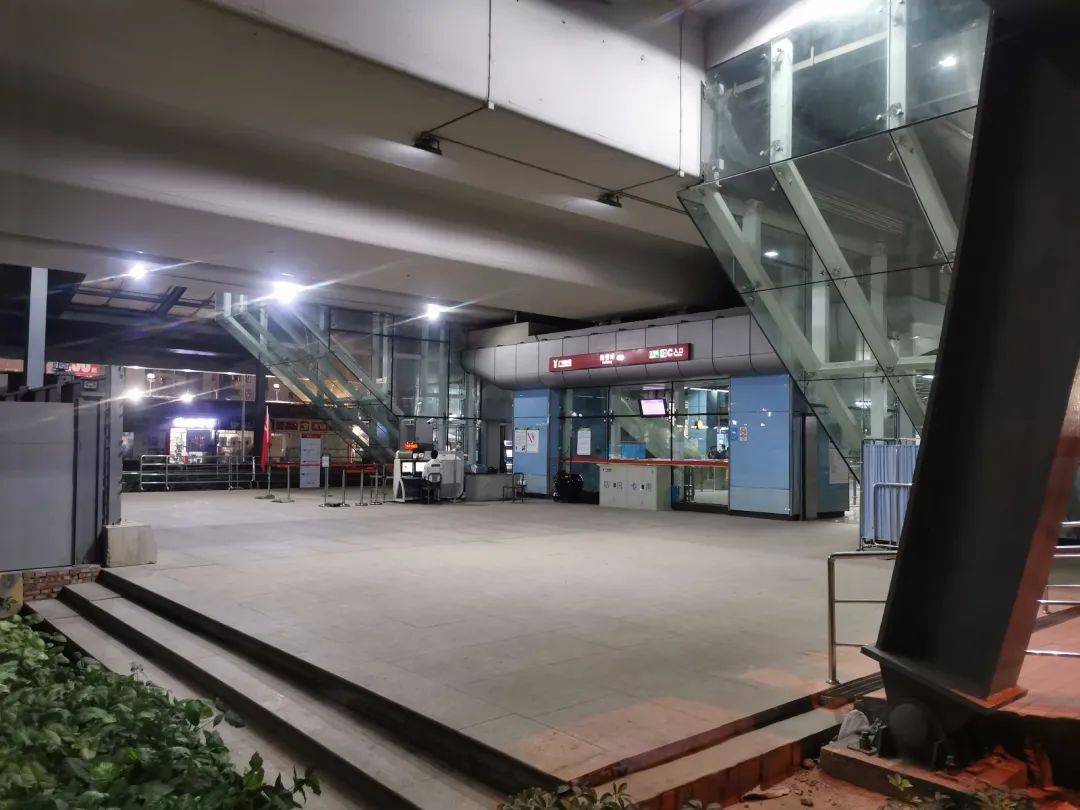 注意!石碁这个地方有"碰瓷党"出没,车主一说报警就跑掉