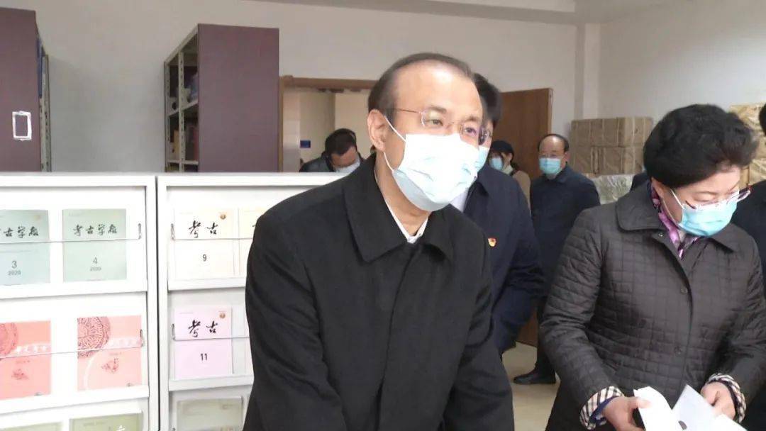 郑宏范就铸牢中华民族共同体意识到赤峰学院调研