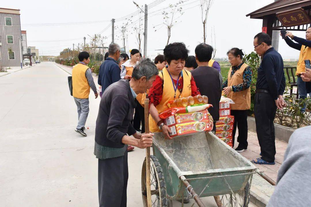 隆江镇人口_隆江镇.对贩毒嫌疑人所在的地区 住厝进行清查