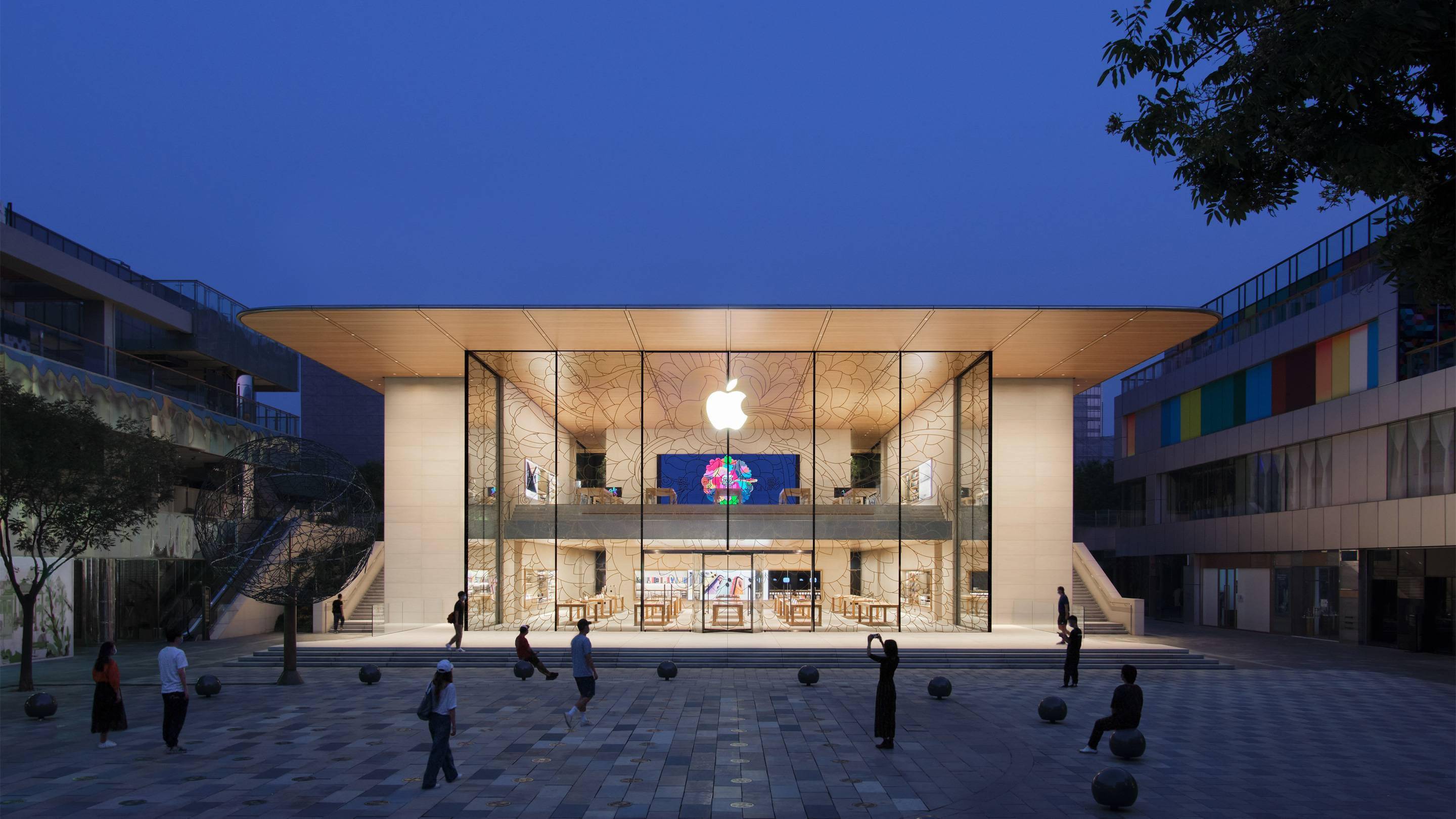 经营 20 年的 Apple Store 将来会有什么变化？