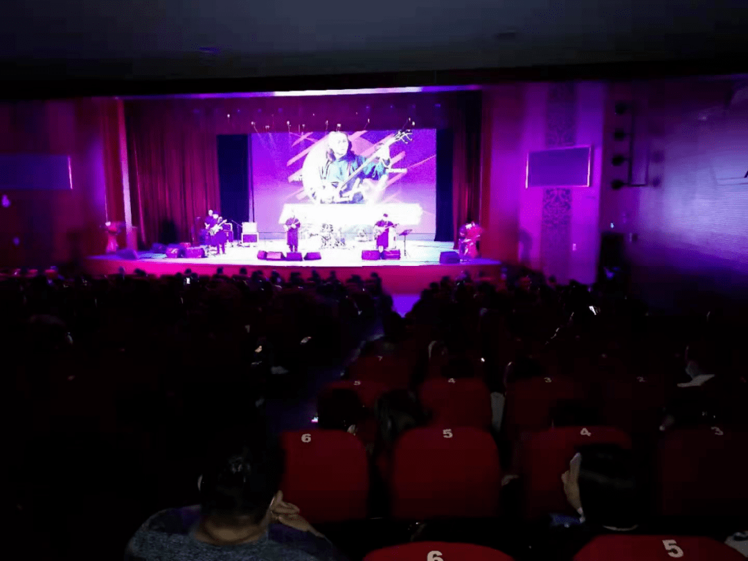 4ae831f656804e5296156f12dbefa211.png