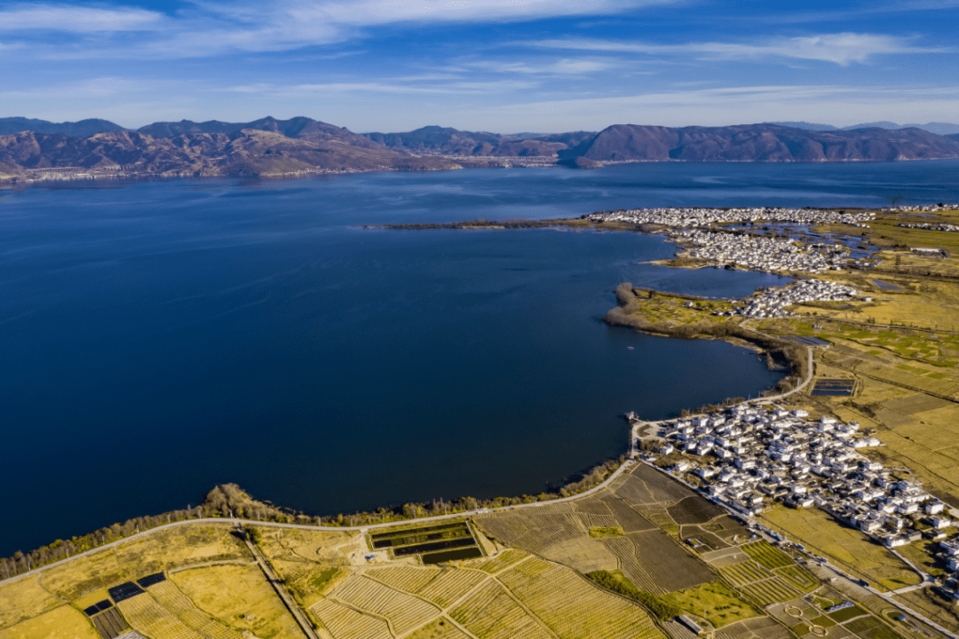 富滇青播报金融活水促绿水金山富滇银行助力打造最美丽省份