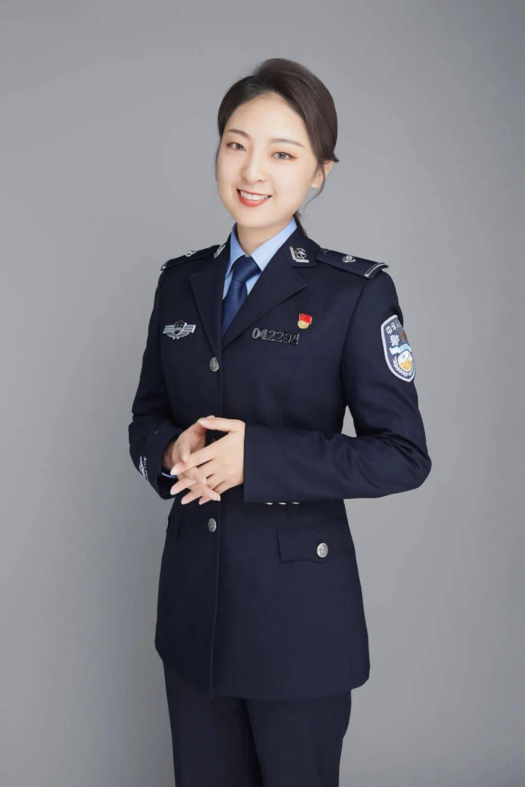 王珊,2020年参加公安工作,现为北京市公安局丰台分局反诈中心民警