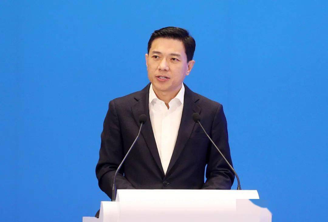 快手去年亏损1166亿元百度回港上市首日盘中破发培训机构一次收超3个