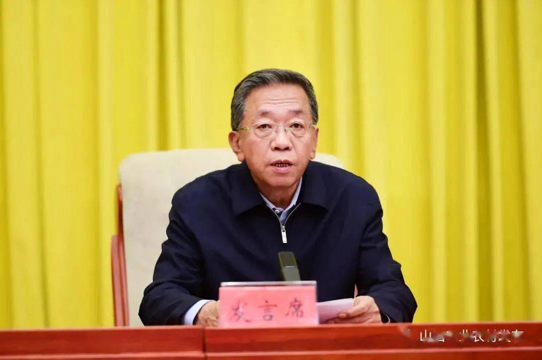 刘志杰:抓好全省20万高素质农民培训 持证 从业 增收