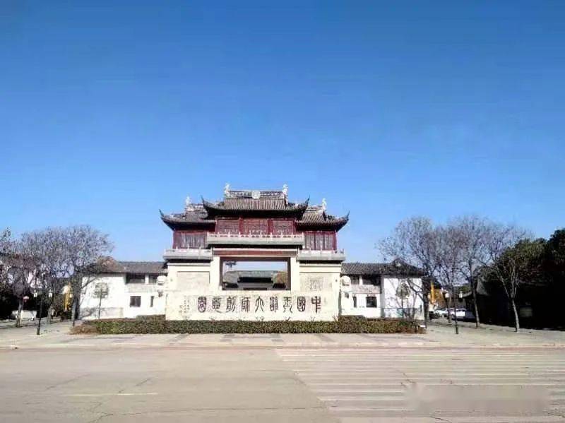 走进中国玉雕大师创意园园林文化与千年玉文化水乳交融喜迎八方来客