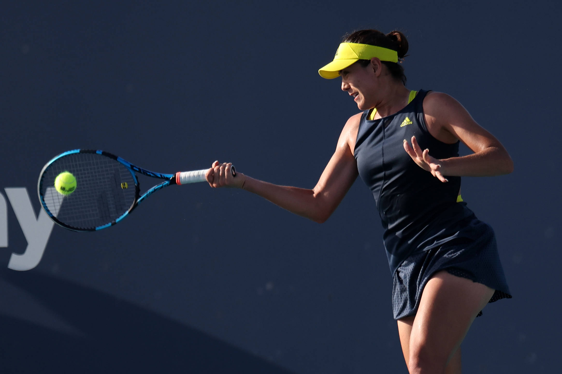 网球迈阿密公开赛穆古拉扎晋级