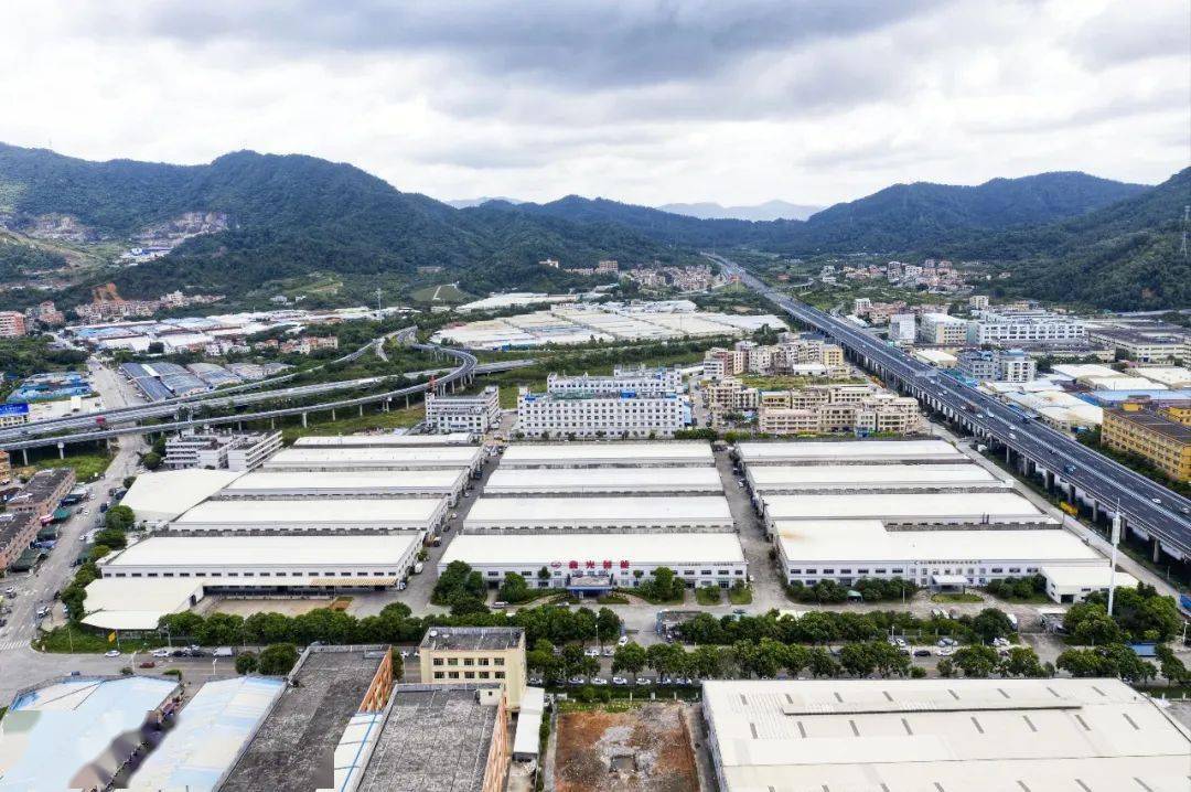 坦洲gdp_2017年中山各镇区GDP排名出炉,你估下板芙排第几名(3)