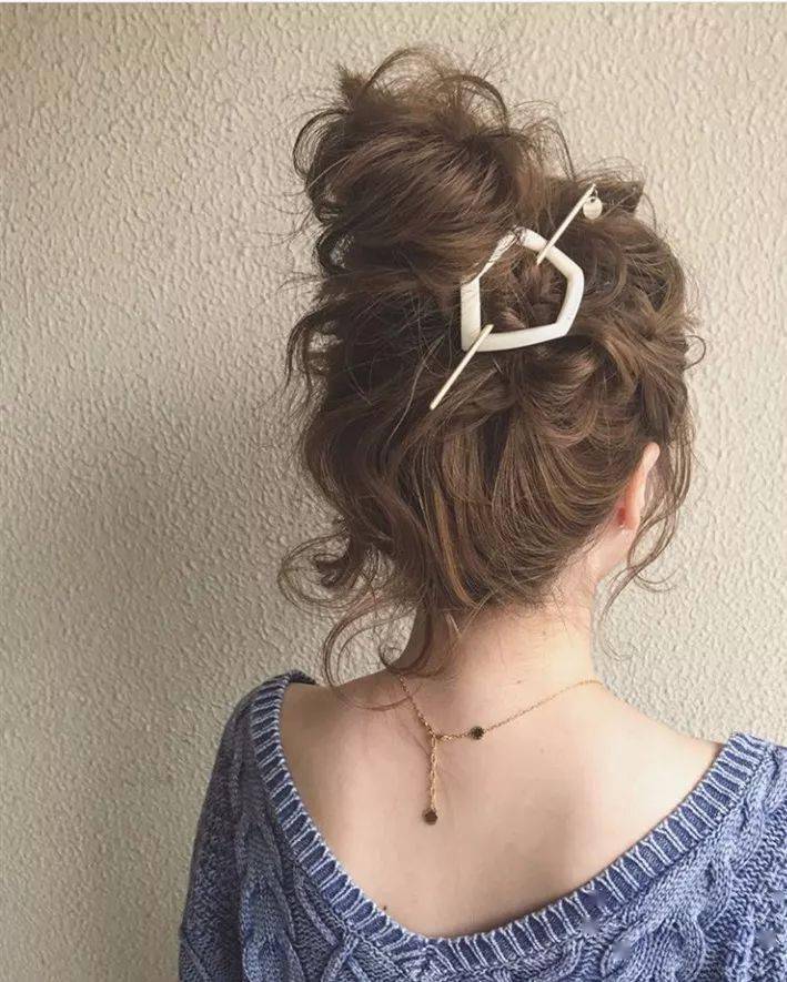 日系空气感扎发充满少女气质