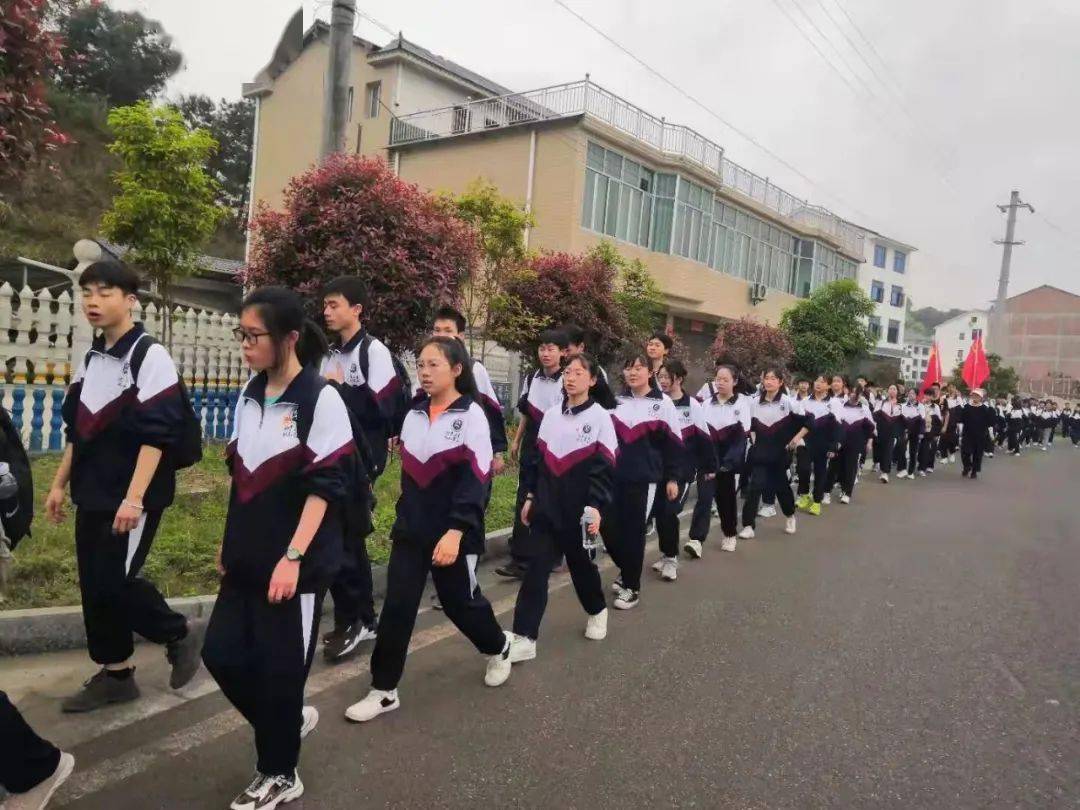 学党史明初心行万步砺初心记宁乡十中爱国主义教育活动