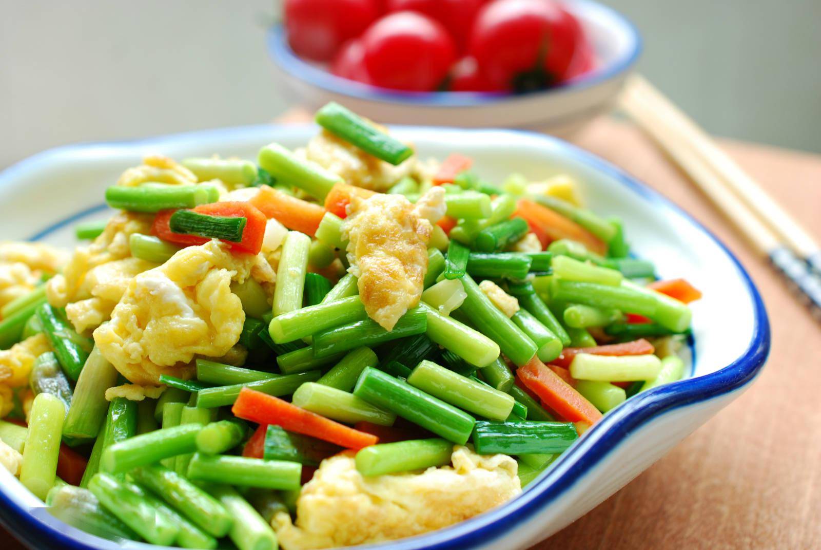 如何炒蒜苔鸡蛋 9b238179fac5438cbad9d1b06a385090.jpeg