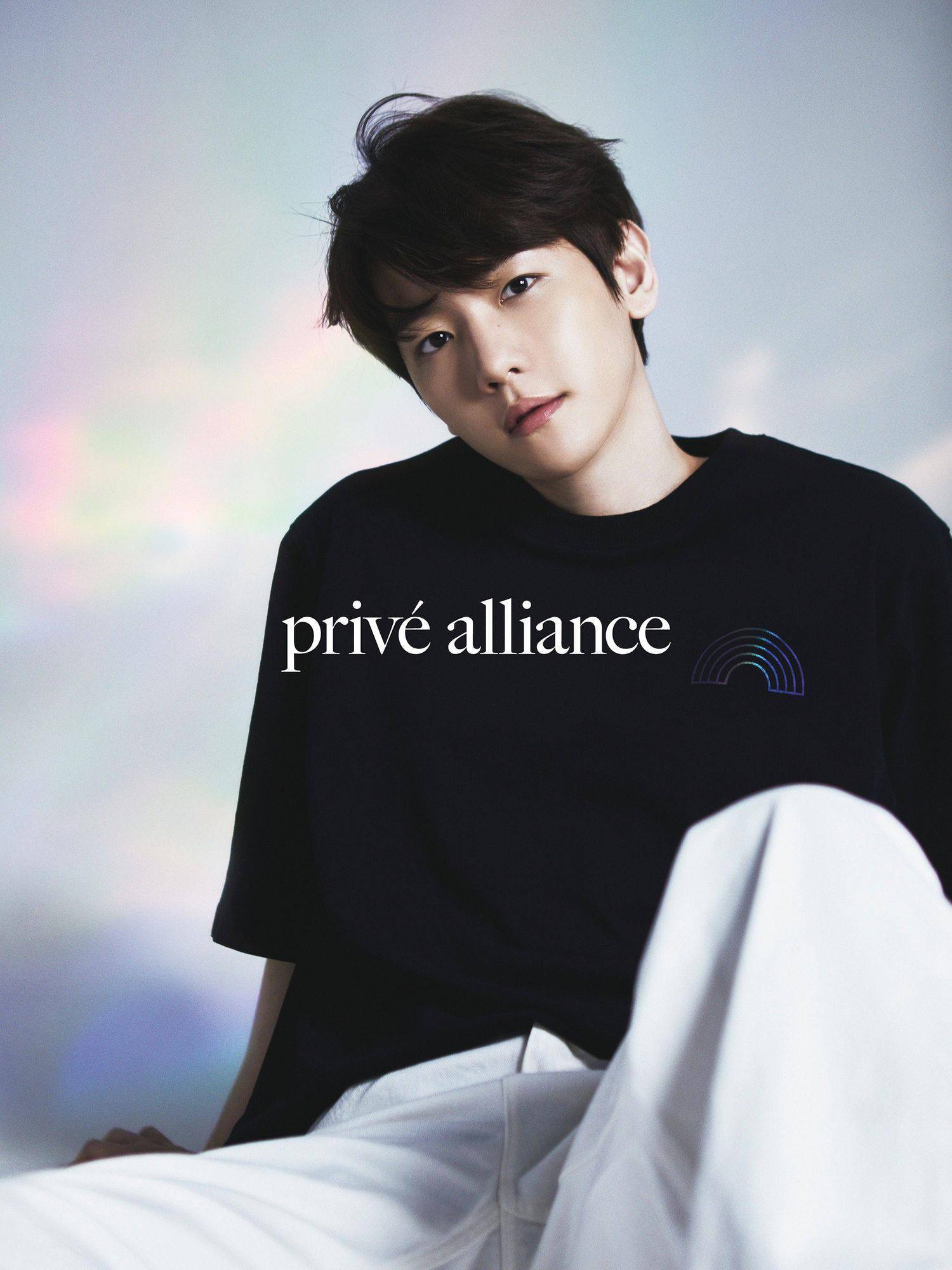 伯贤最新广告宣传画报释出,黑发清纯系男友