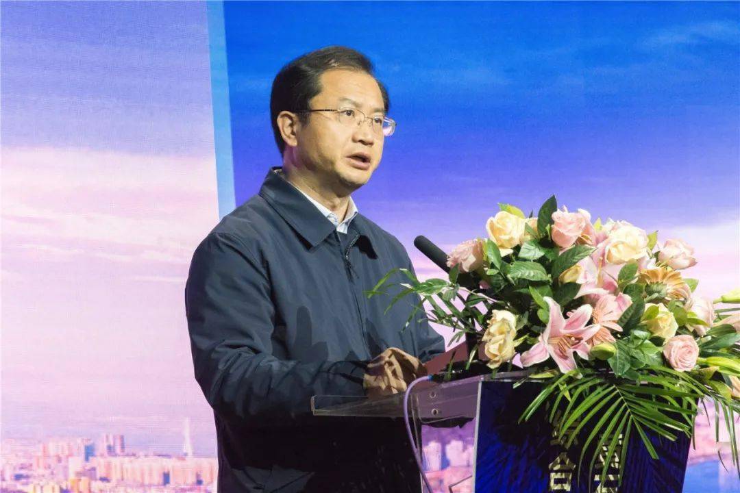 ▽▽▽徐继祥参加活动并致辞黄石市委常委,常务副市长为激励引导广大