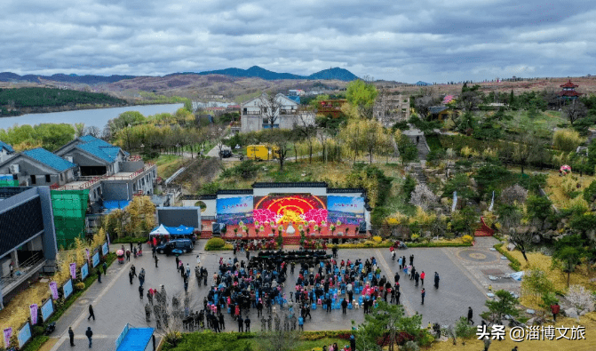 淄博市沂源山东沂源第二十七届汇泉桃花节隆重开幕