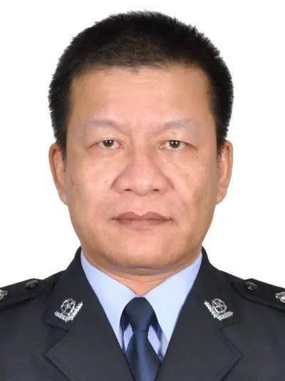 男,1966年6月10日出生, 广东澄海人,汉族,中共党员, 生前系汕头市公安