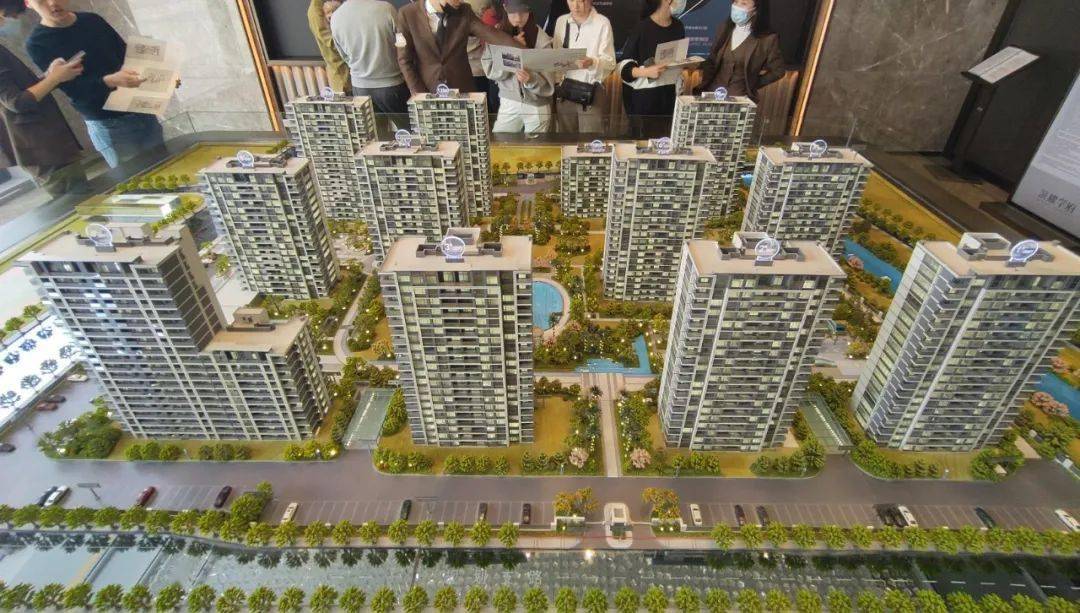 滨江区3字头的滨耀学府要来啦是等下半年的地铁盘还是先摇