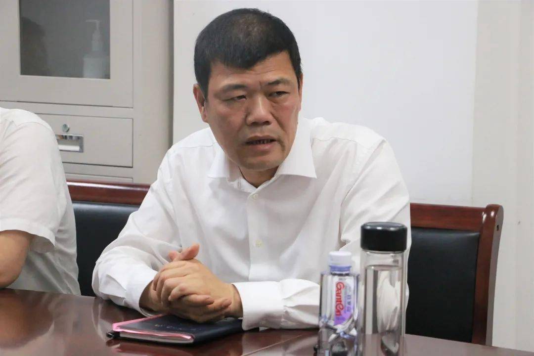 吴清江带队检查指导村民委员会选举工作