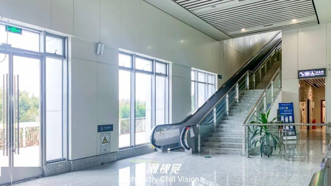 藏在森处的云东海站如今人迹罕见