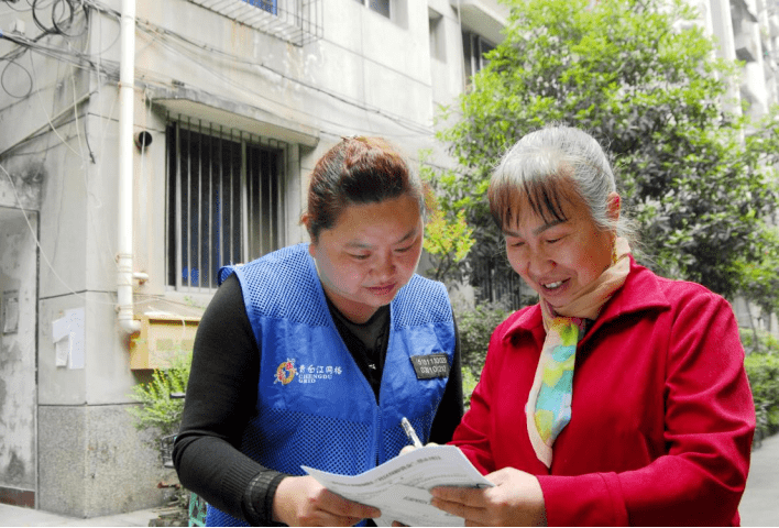 "成都青白江区大弯街道长流河社区第九网格员许王坤深有感触地说道.