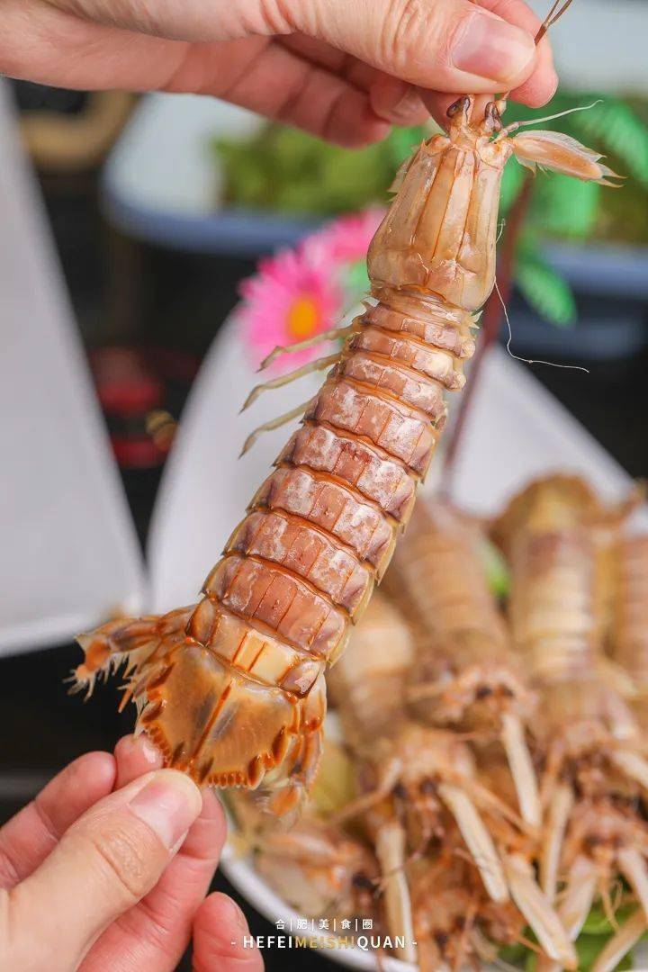 这个季节的皮皮虾一定是海鲜首选,每一只都足够肥美,白灼保留其本味!