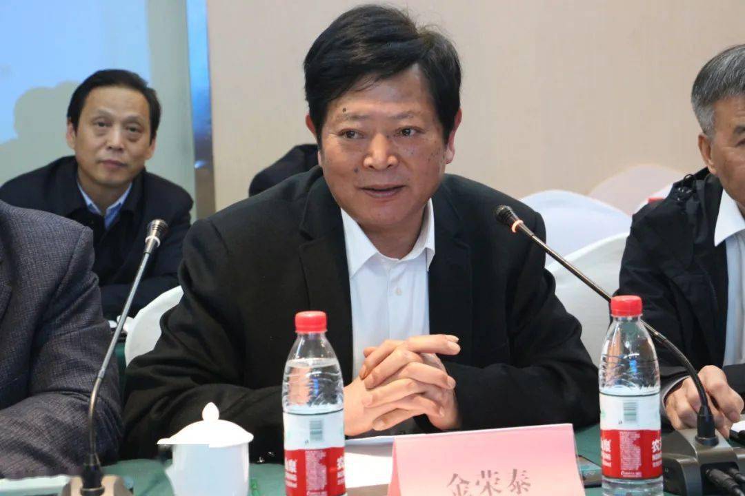 新型纤维制造有限公司销售部长孙刚图:当阳市鸿阳新材料科技有限公