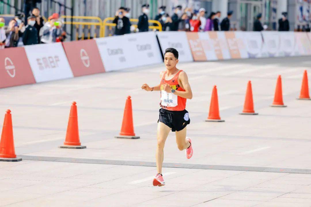 厦马300选手大数据特步160x系列全面领跑内有福利