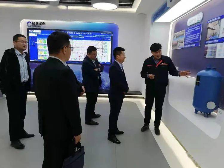 点对点面对面服务 c81890fada97438f97745ec545f57df7.jpeg